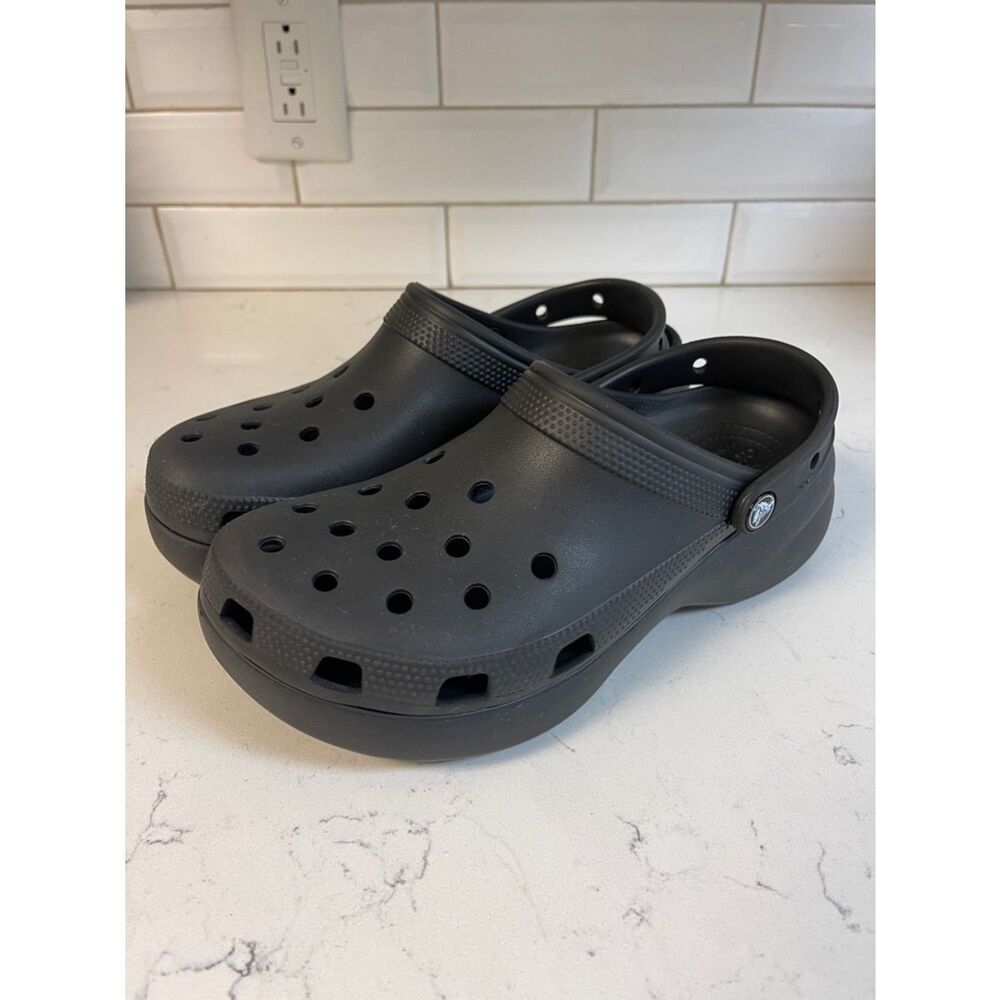 Crocs Women's Classic Platform Clog Size 10 Black Style Number 206750